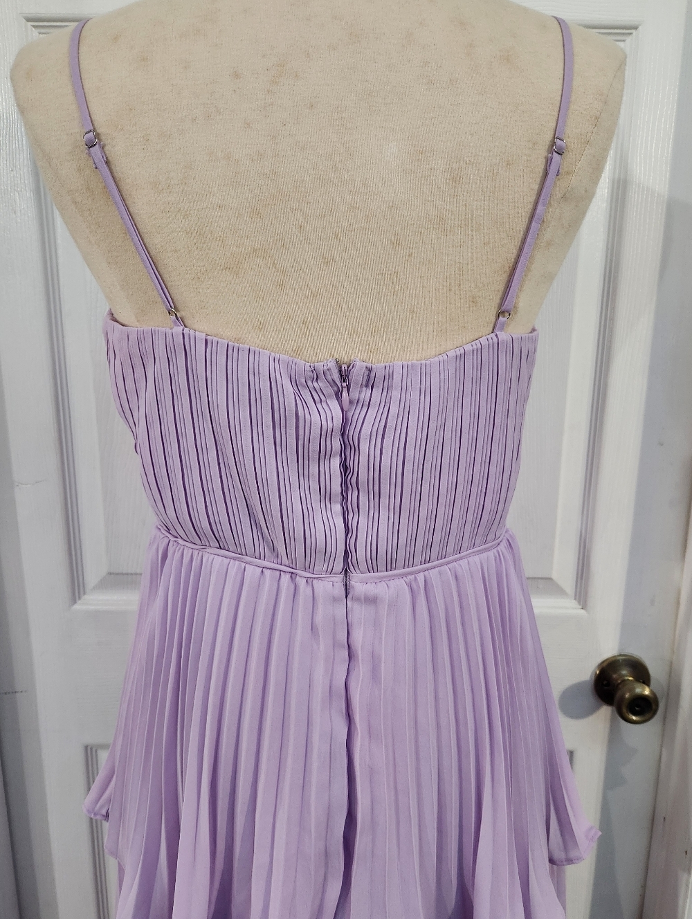 Lulu's Soft Lilac Tiered Midi Dress with Sweetheart Neckline - Picture 8 of 16